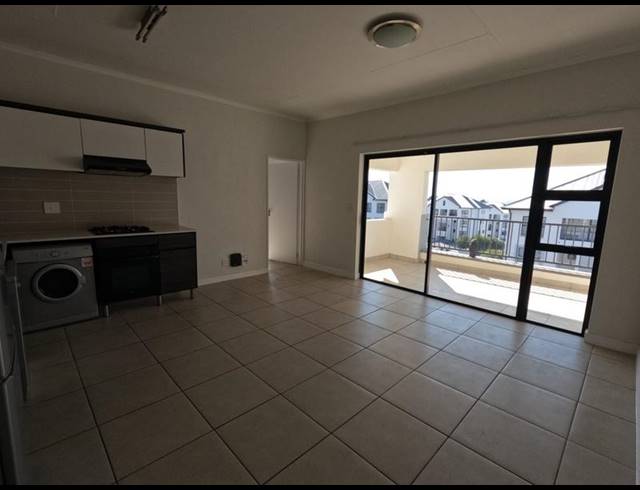 1 BEDROOM APARTMENT FOR SALE IN GREENSTONE HILL